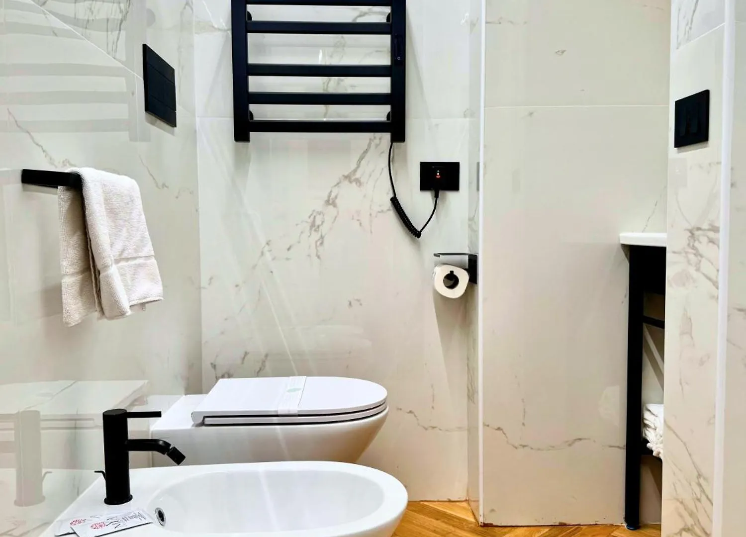 Apartment Plaza Suite Palermo