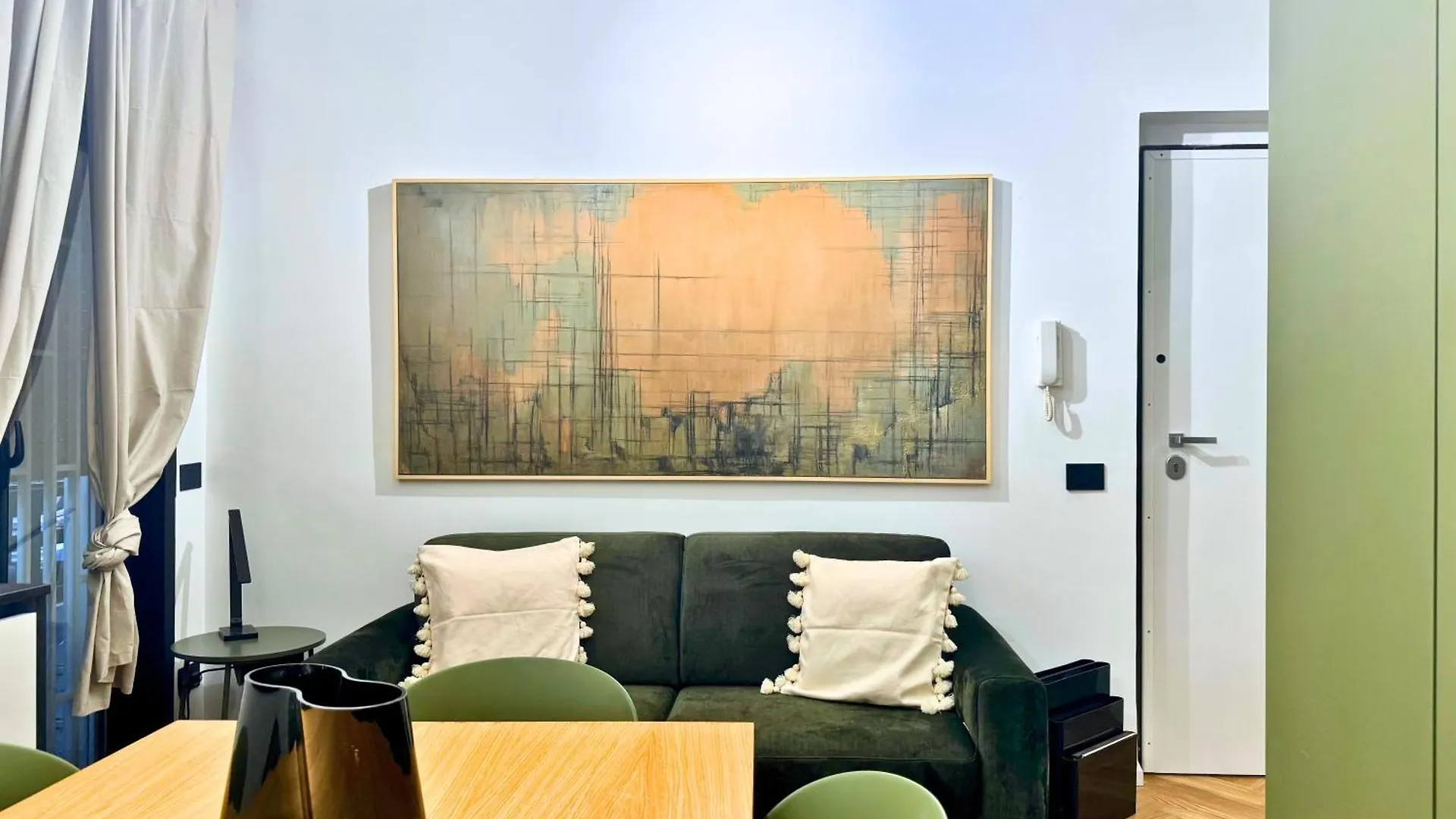 Plaza Suite Palermo Apartment