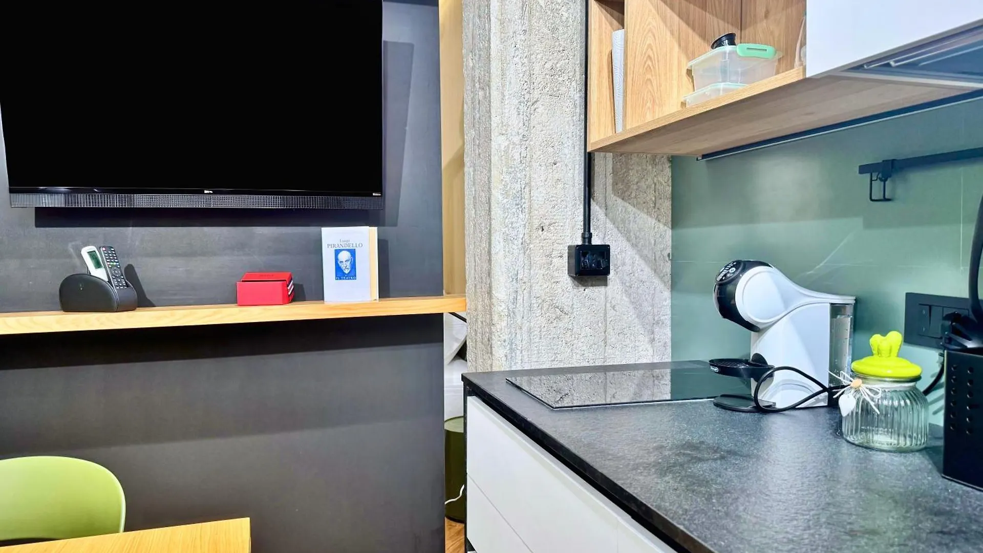 Apartment Plaza Suite Palermo Italy